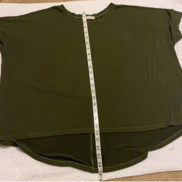 Urban Outfitters Truly Madly Deeply Green T-Shirt - Picture 6 of 7